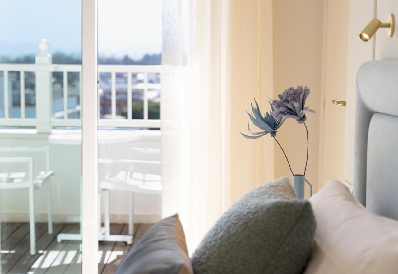 Hotel Tiffany'S Riccione Bagian luar foto