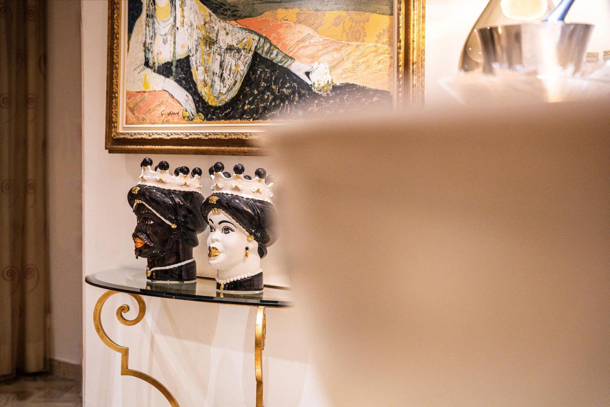 Hotel Tiffany'S Riccione Bagian luar foto