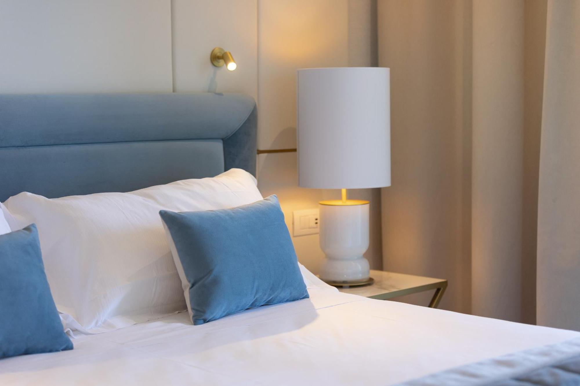 Hotel Tiffany'S Riccione Bagian luar foto